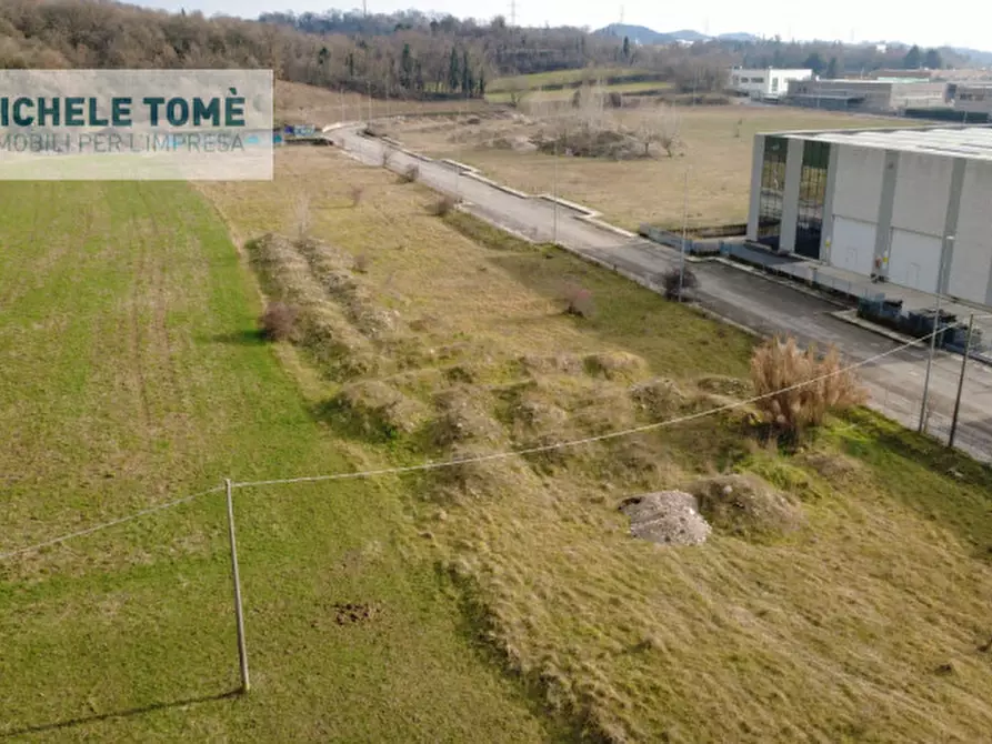 Immagine 3 di Terreno in vendita  in Circumvallazione Bran a Caprino Veronese