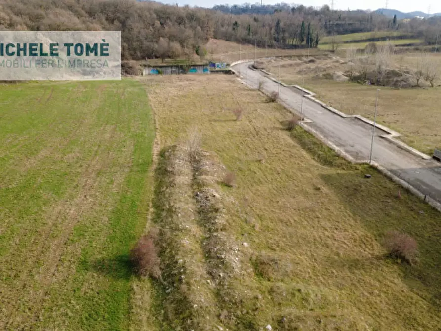 Immagine 4 di Terreno in vendita  in Circumvallazione Bran a Caprino Veronese
