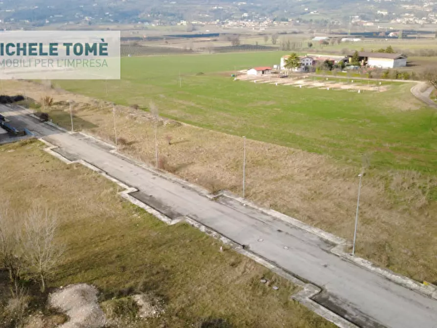 Immagine 7 di Terreno in vendita  in Circumvallazione Bran a Caprino Veronese