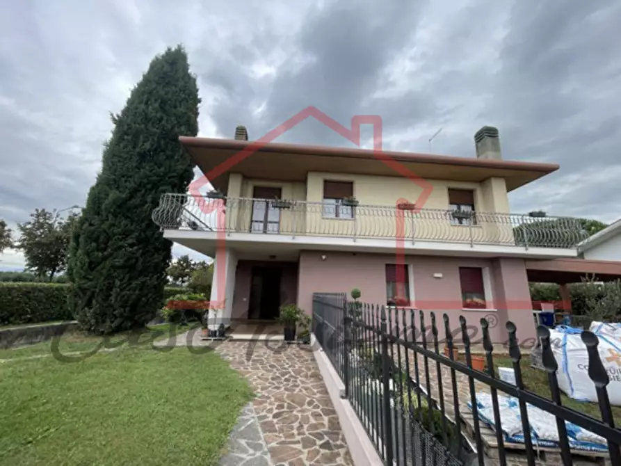 Immagine 3 di Casa bifamiliare in vendita  in Via Lorenzo da Ponte a Paese