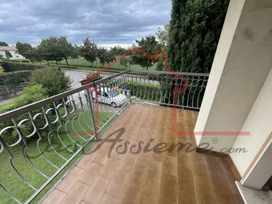 Immagine 10 di Casa bifamiliare in vendita  in Via Lorenzo da Ponte a Paese