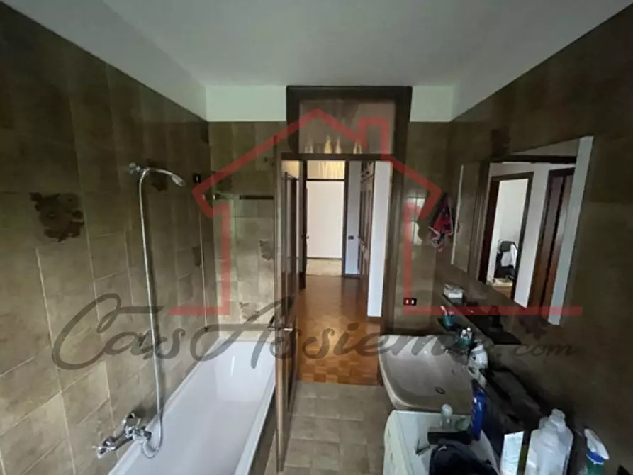 Immagine 23 di Casa bifamiliare in vendita  in Via Lorenzo da Ponte a Paese