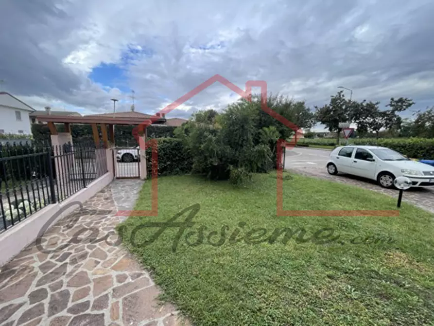 Immagine 32 di Casa bifamiliare in vendita  in Via Lorenzo da Ponte a Paese