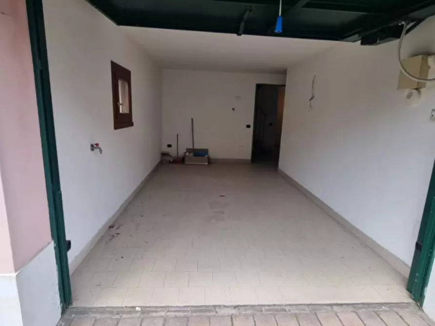 Immagine 18 di Appartamento in vendita  in Via Roma a Rolo