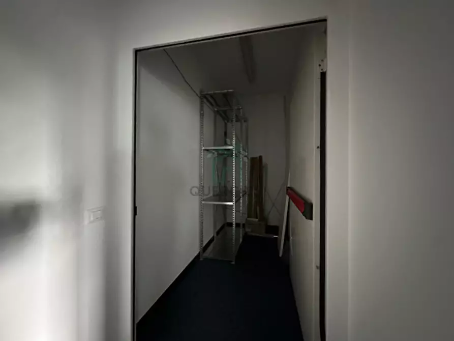 Immagine 17 di Ufficio in affitto  in Via Francia a Verona