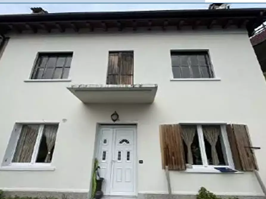 Immagine 1 di Villetta a schiera in vendita  in Via Fadalto alto, 205 a Vittorio Veneto