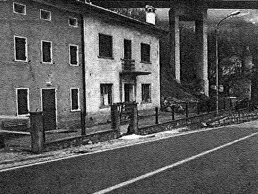Immagine 2 di Villetta a schiera in vendita  in Via Fadalto alto, 205 a Vittorio Veneto