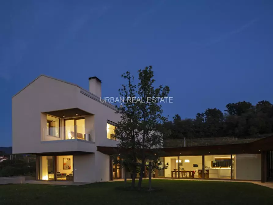Immagine 1 di Villa in vendita  in Località Valerisce a San Floriano Del Collio