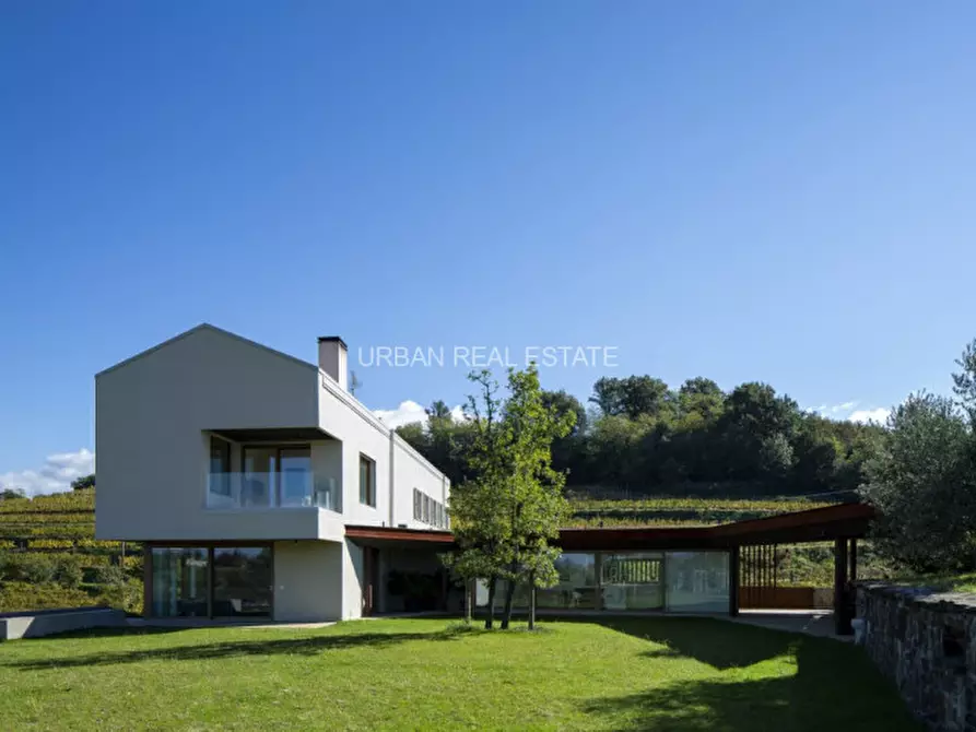 Immagine 2 di Villa in vendita  in Località Valerisce a San Floriano Del Collio