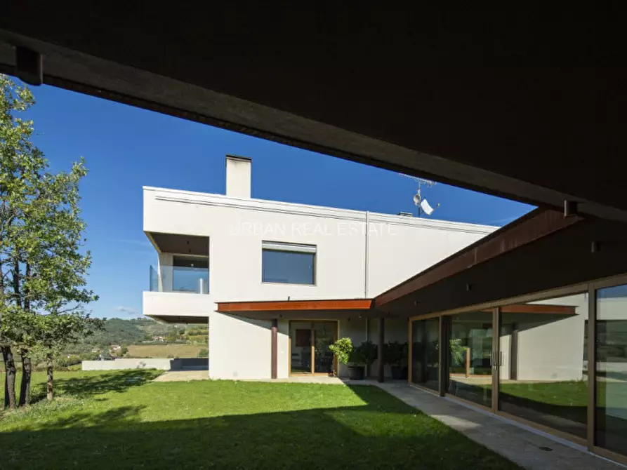 Immagine 5 di Villa in vendita  in Località Valerisce a San Floriano Del Collio