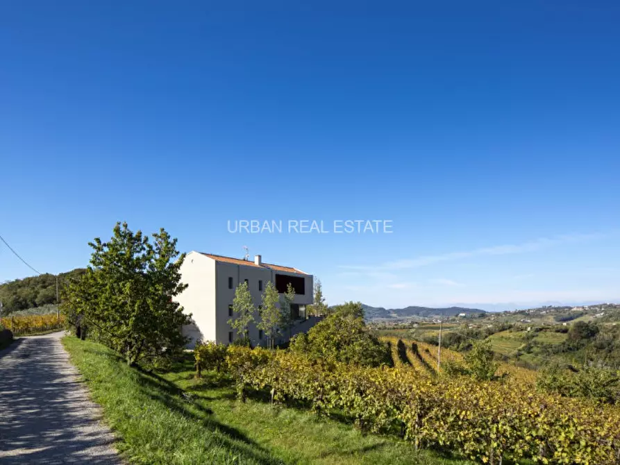 Immagine 7 di Villa in vendita  in Località Valerisce a San Floriano Del Collio