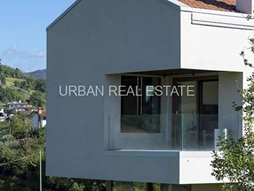 Immagine 10 di Villa in vendita  in Località Valerisce a San Floriano Del Collio