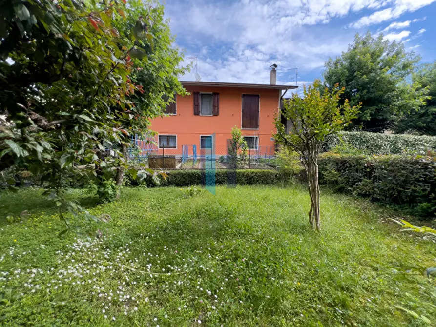 Immagine 17 di Appartamento in vendita  in VIA CAPPELLINI a Carpenedolo