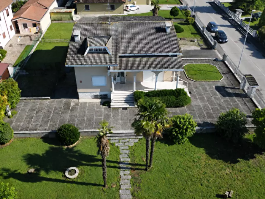 Immagine 3 di Villa in vendita  a Asola