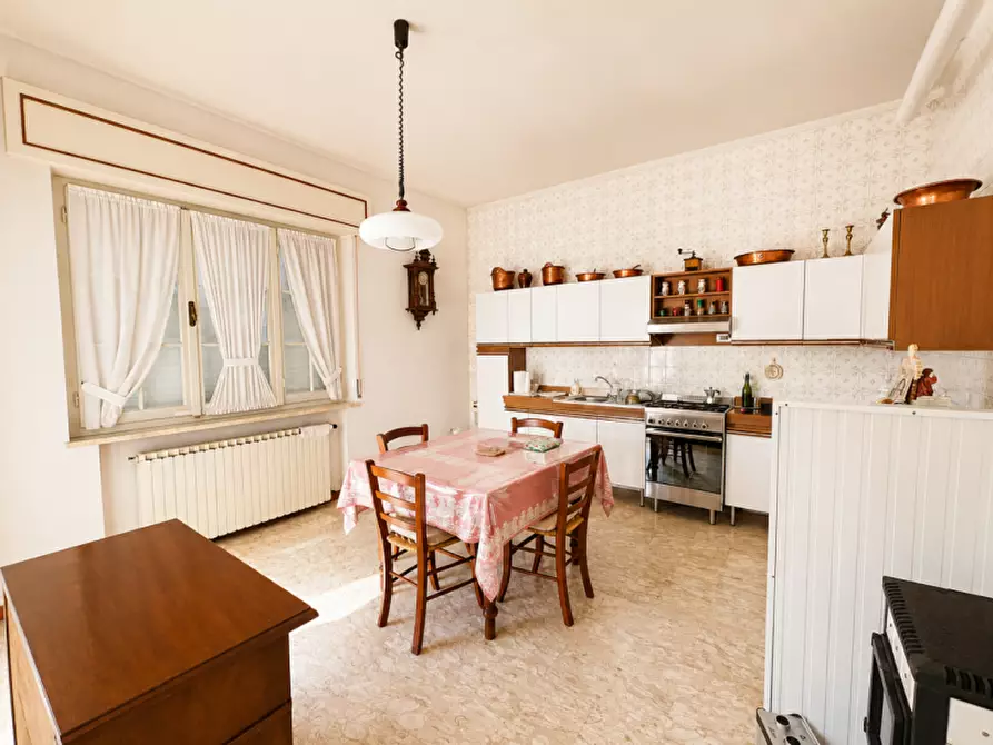 Immagine 9 di Villa in vendita  a Asola