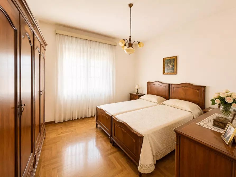 Immagine 13 di Villa in vendita  a Asola