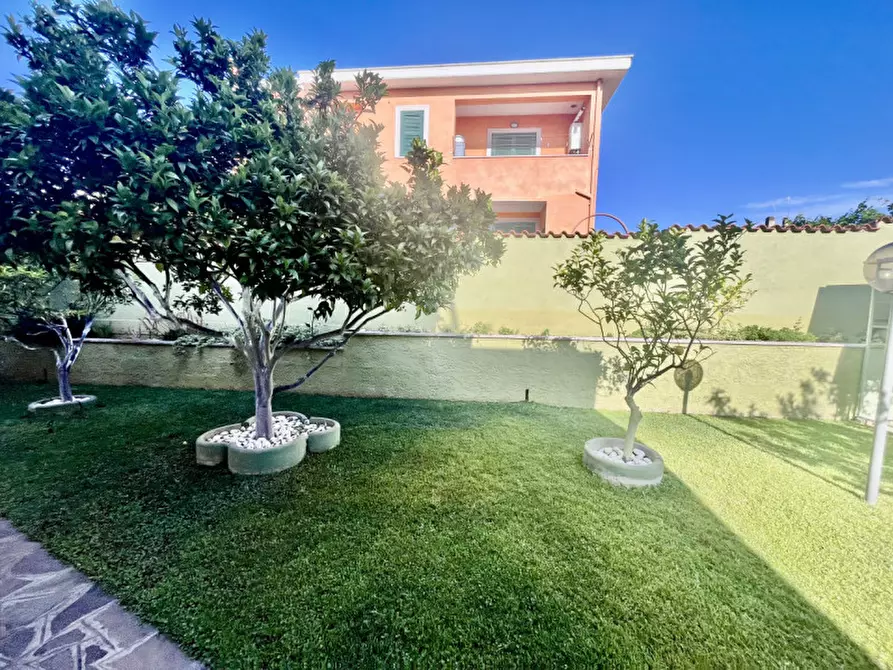 Immagine 3 di Casa quadrifamiliare in vendita  a Anzio