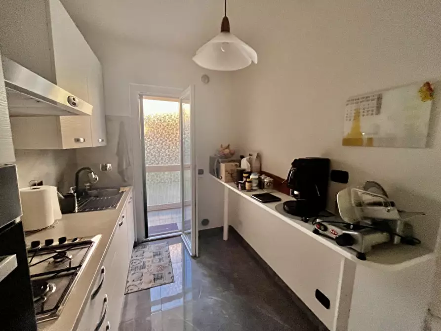 Immagine 7 di Casa quadrifamiliare in vendita  a Anzio