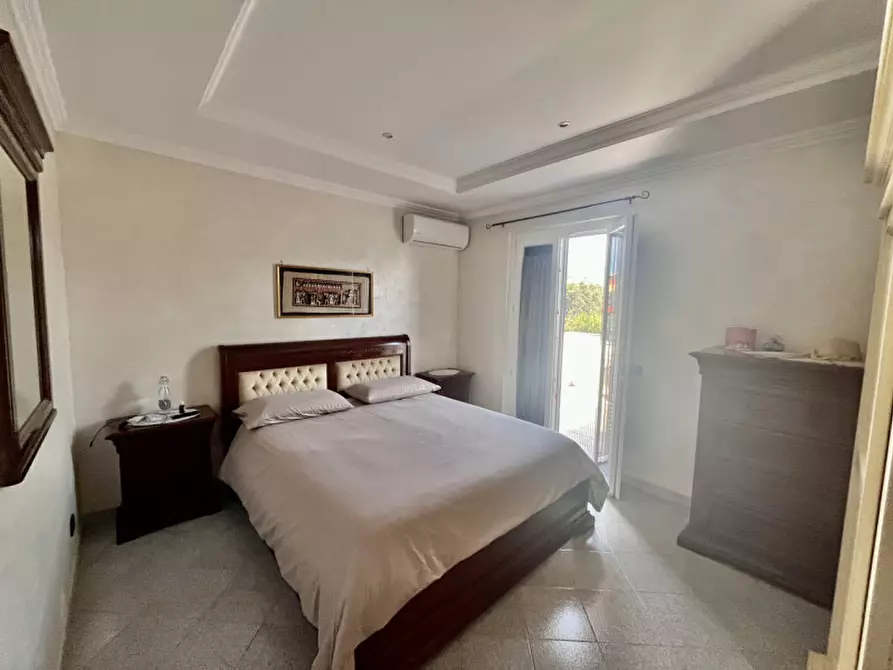 Immagine 10 di Casa quadrifamiliare in vendita  a Anzio