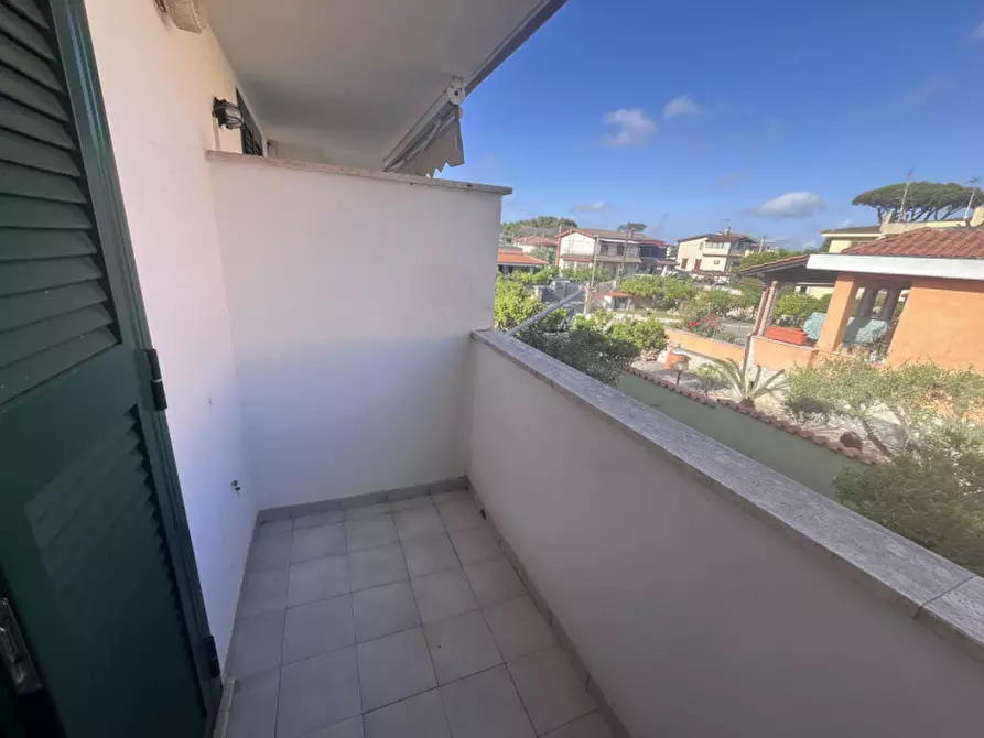 Immagine 14 di Casa quadrifamiliare in vendita  a Anzio