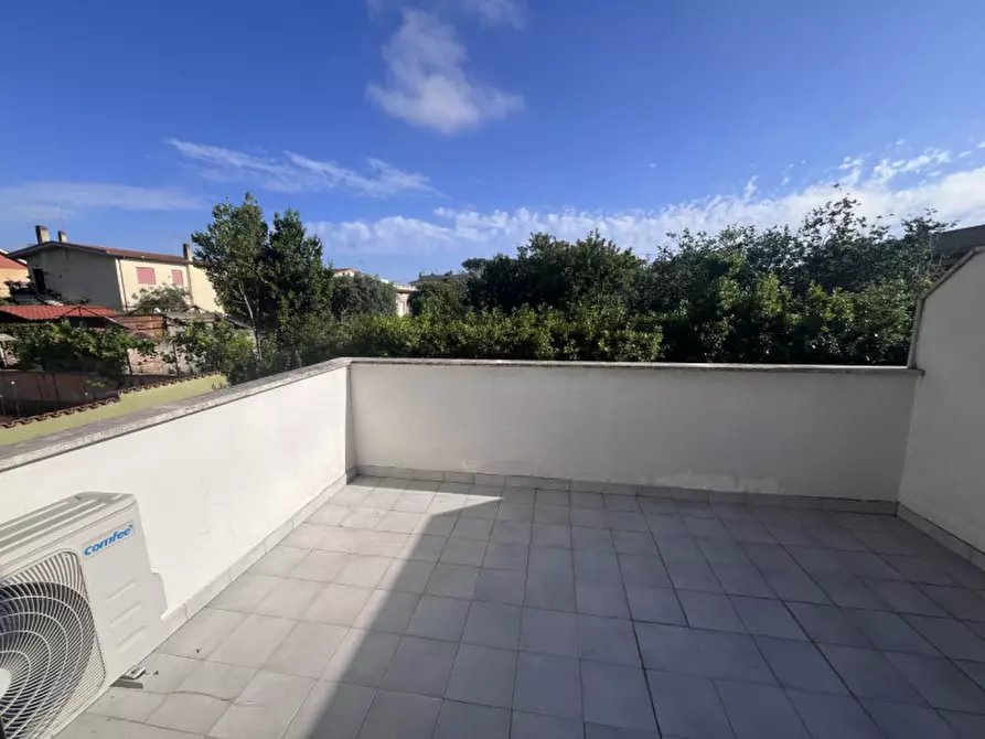 Immagine 15 di Casa quadrifamiliare in vendita  a Anzio