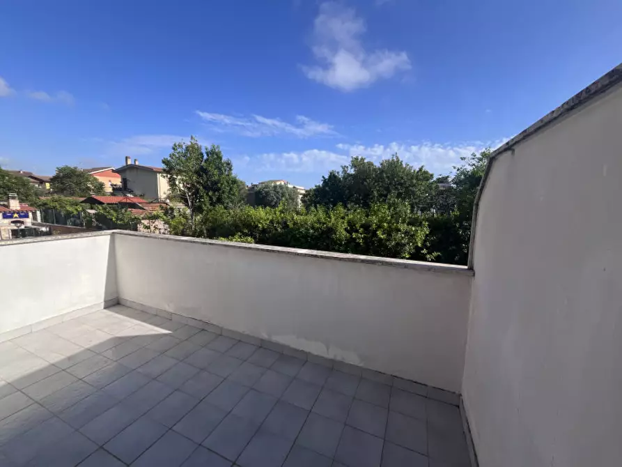 Immagine 20 di Casa quadrifamiliare in vendita  a Anzio