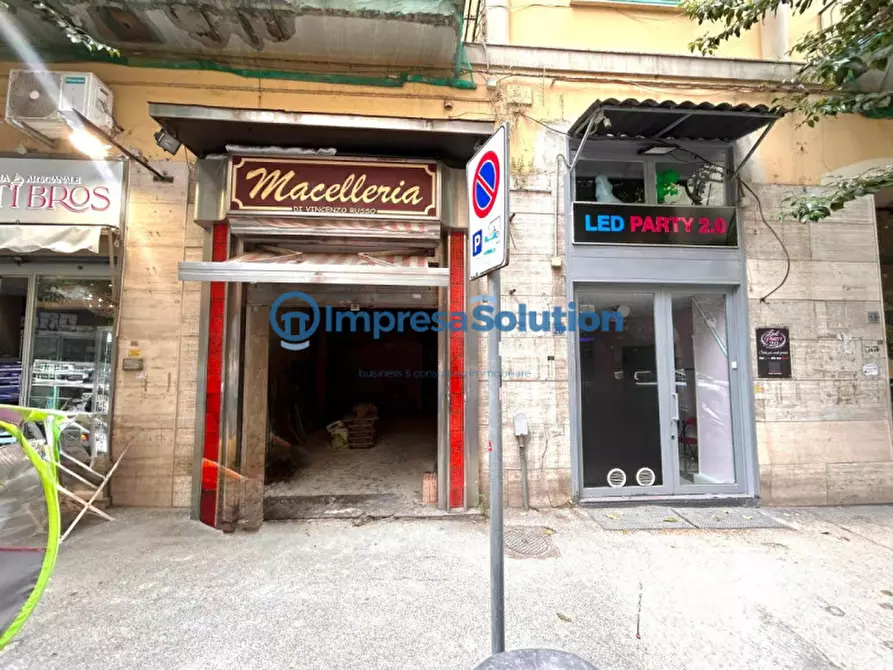 Immagine 4 di Negozio in affitto  in Via Giuseppe Orsi a Napoli