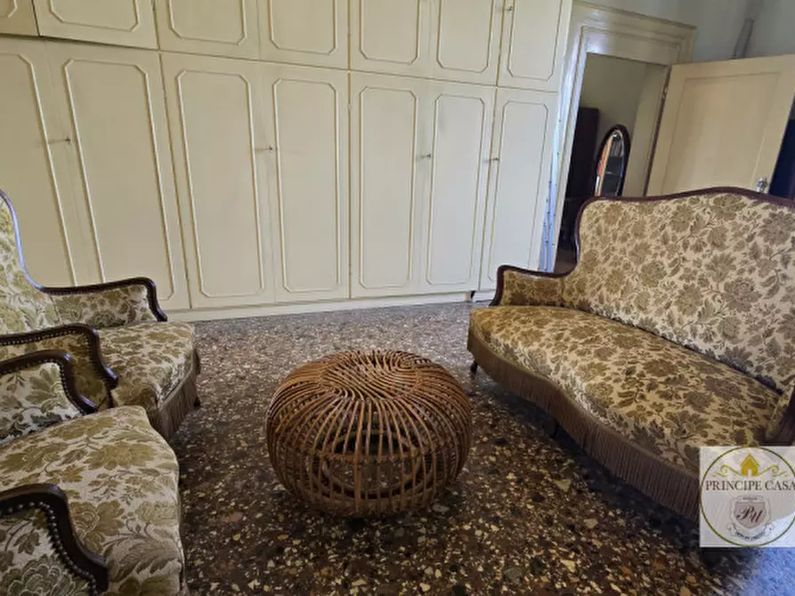 Immagine 32 di Villa in vendita  in via roma a Sant'elena