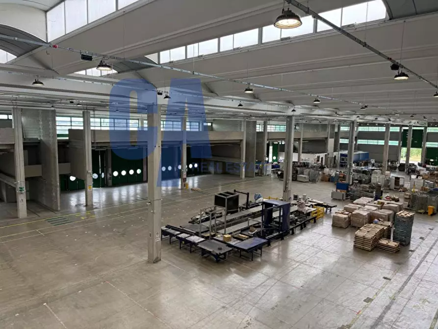 Immagine 17 di Laboratorio in affitto  in VIA CARDUCCI G. a Peschiera Borromeo