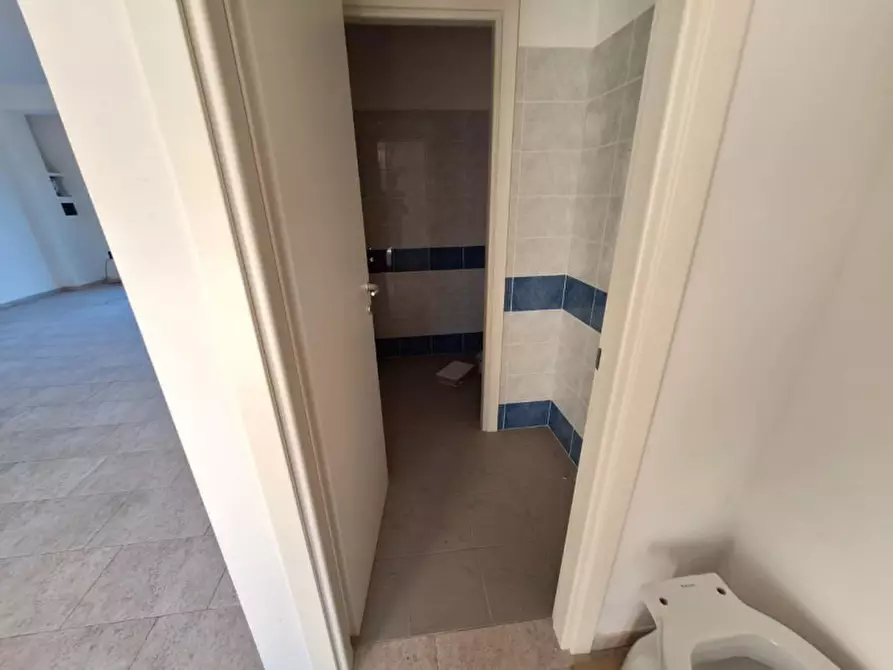 Immagine 5 di Negozio in vendita  in Via Antonio Gramsci, 50, 56033 Capannoli PI, Italia a Capannoli