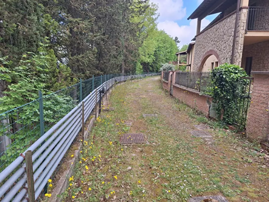 Immagine 1 di Palazzo in vendita  in Via Certaldese, Fornacette FI, Italia a Montespertoli