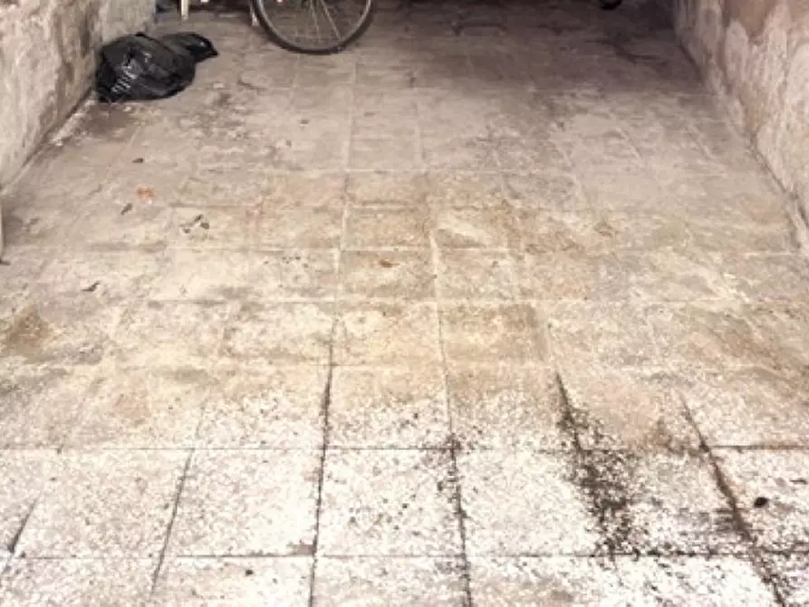 Immagine 4 di Cantina in vendita  in Via Giacomo Venezian, 75, 62024 Matelica MC, Italia a Matelica