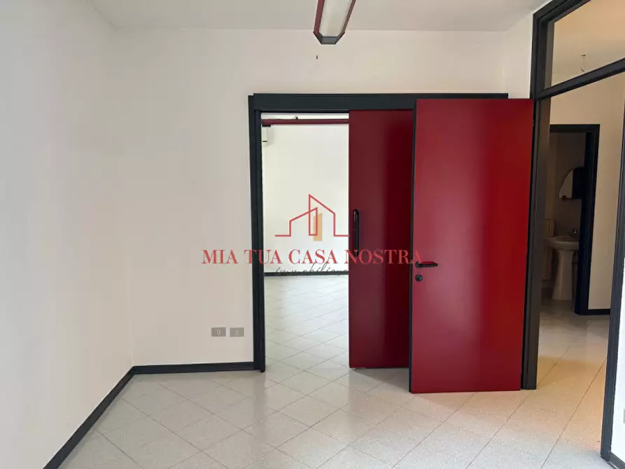 Immagine 9 di Ufficio in affitto  in Via della Provvidenza a Rubano