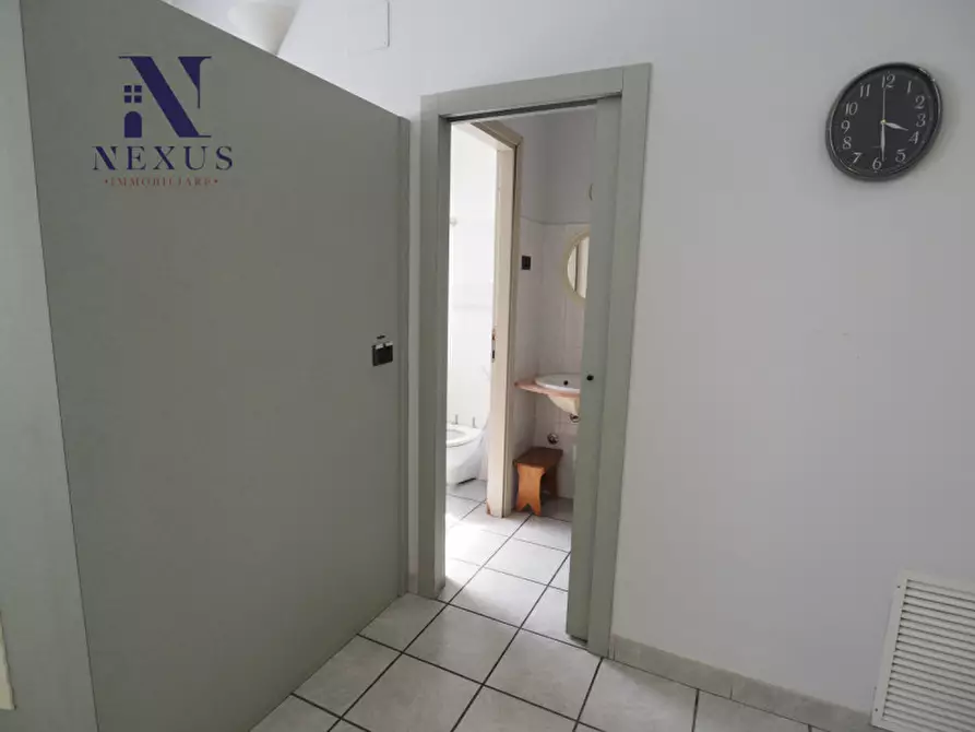 Immagine 6 di Negozio in vendita  in Via San Lazzaro 2 a Fano