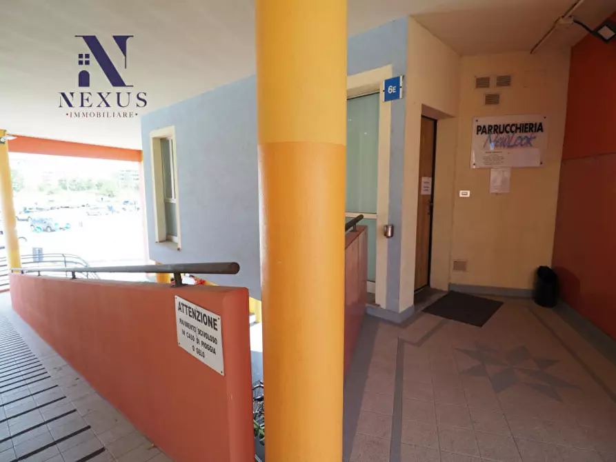 Immagine 17 di Negozio in vendita  in Via San Lazzaro 2 a Fano