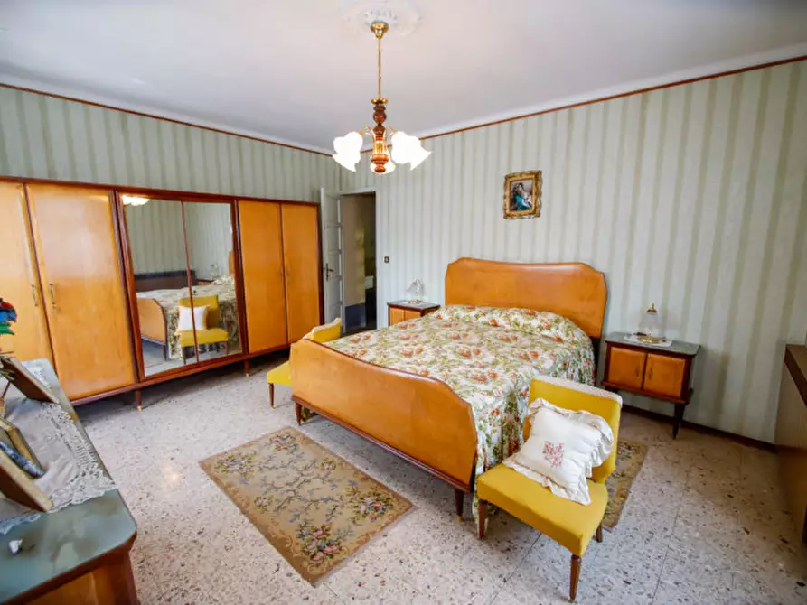 Immagine 16 di Casa indipendente in vendita  in via montebello priacco 1 a Cuorgnè