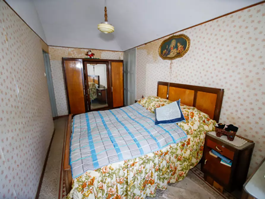 Immagine 21 di Casa indipendente in vendita  in via montebello priacco 1 a Cuorgnè