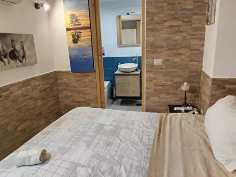 Immagine 16 di Appartamento in affitto  in Vico Limoncello 22 a Napoli