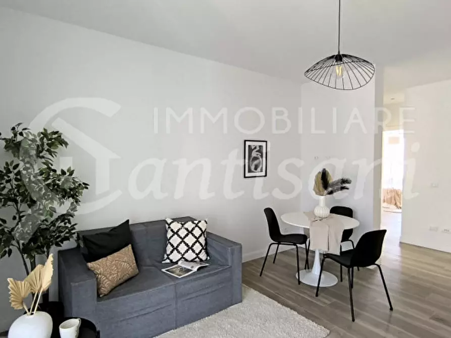 Immagine 3 di Appartamento in vendita  in Via Niccolò Piccinni a Firenze