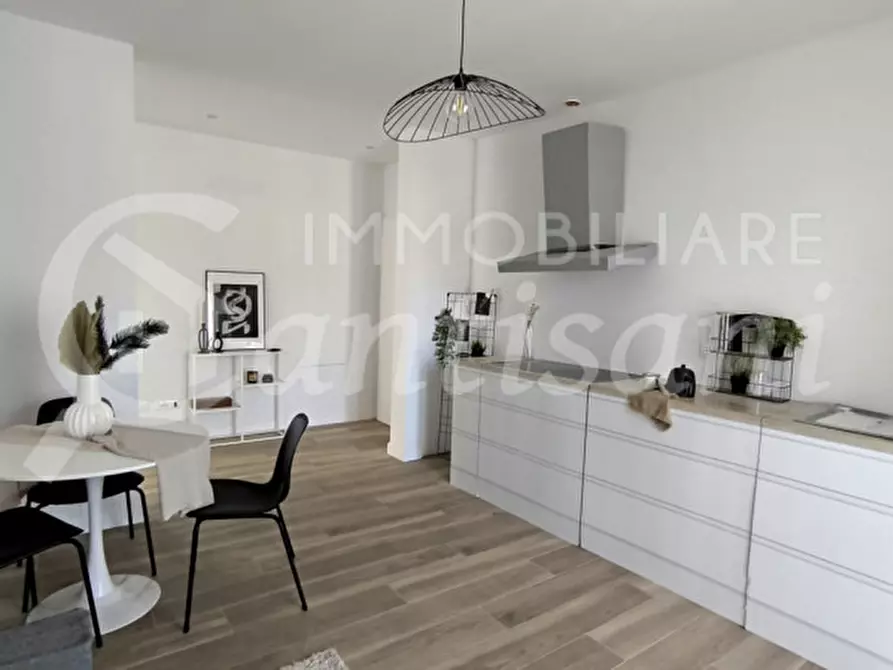 Immagine 19 di Appartamento in vendita  in Via Niccolò Piccinni a Firenze