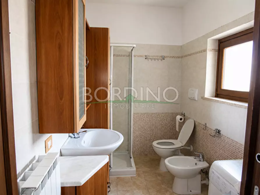 Immagine 10 di Appartamento in vendita  in Via IV Novembre snc a Magliano Alfieri