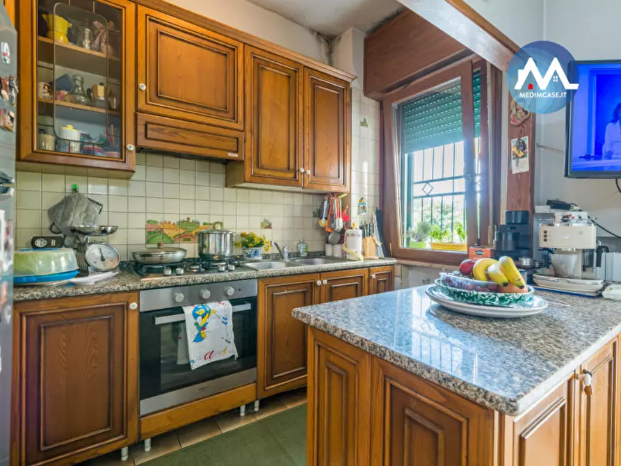 Immagine 9 di Casa bifamiliare in vendita  in Strada della Romagna a Pesaro