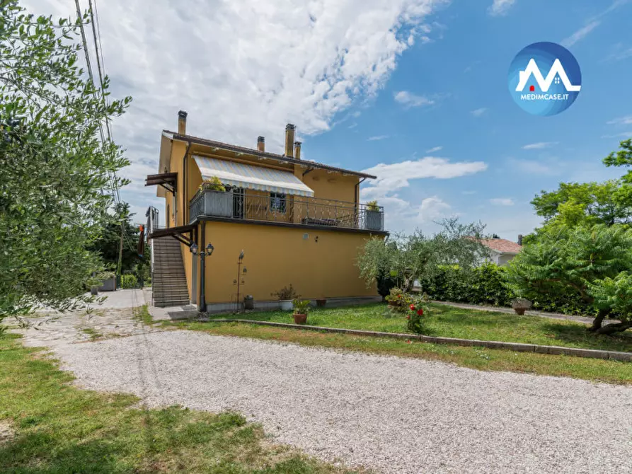 Immagine 25 di Casa bifamiliare in vendita  in Strada della Romagna a Pesaro