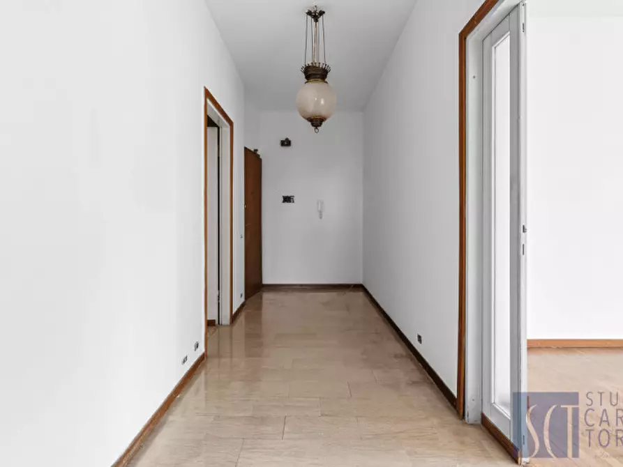 Immagine 13 di Appartamento in vendita  in via mario donati, 10 a Milano