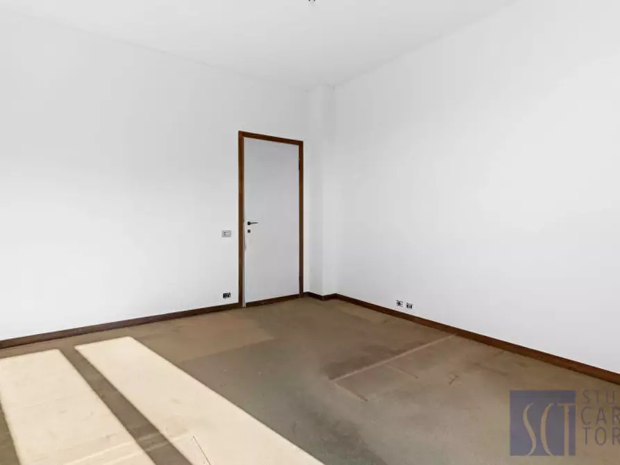 Immagine 15 di Appartamento in vendita  in via mario donati, 10 a Milano