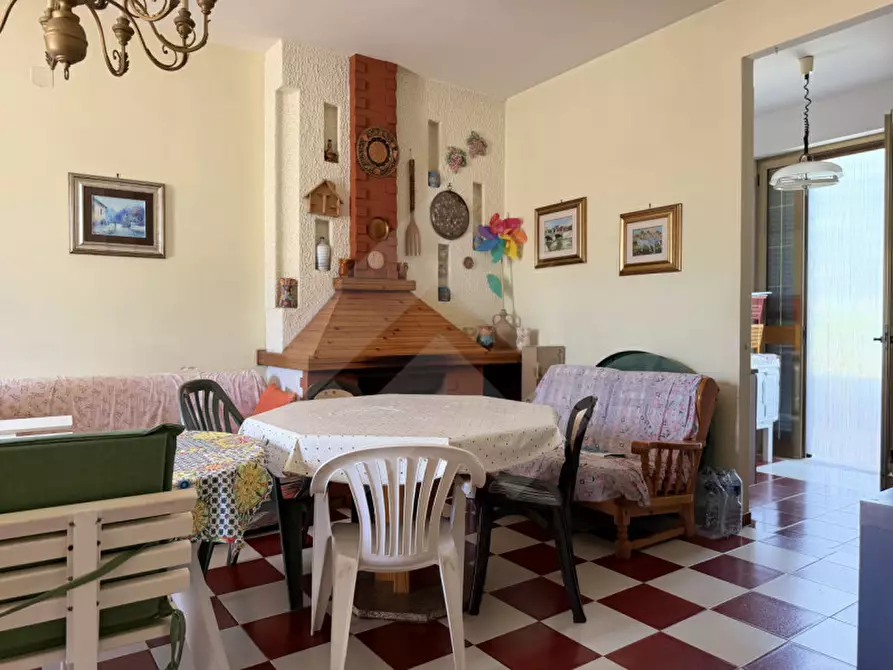 Immagine 13 di Villa in vendita  in Viale Ponticello di Femminamorta a Andria