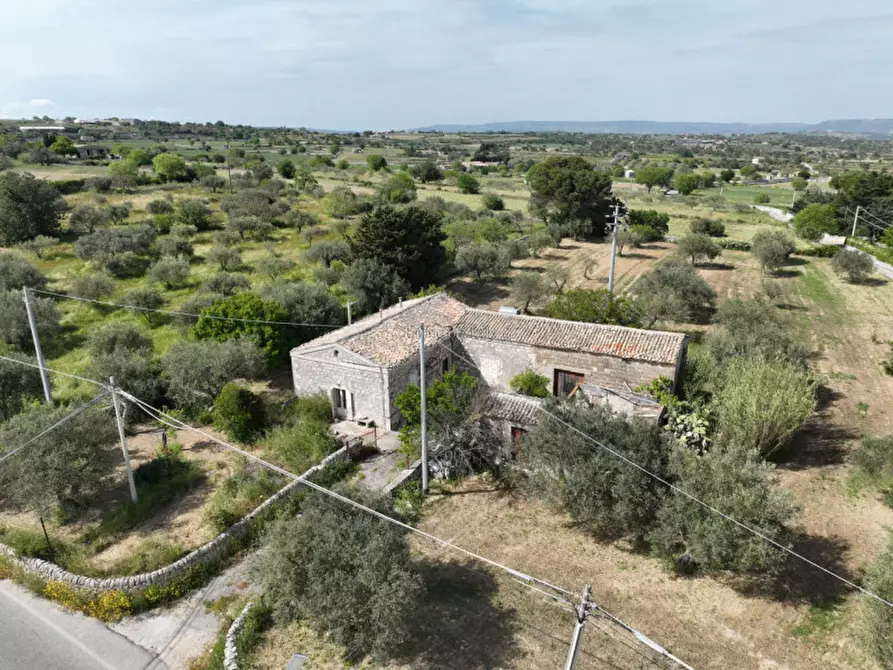 Immagine 13 di Casa indipendente in vendita  a Modica