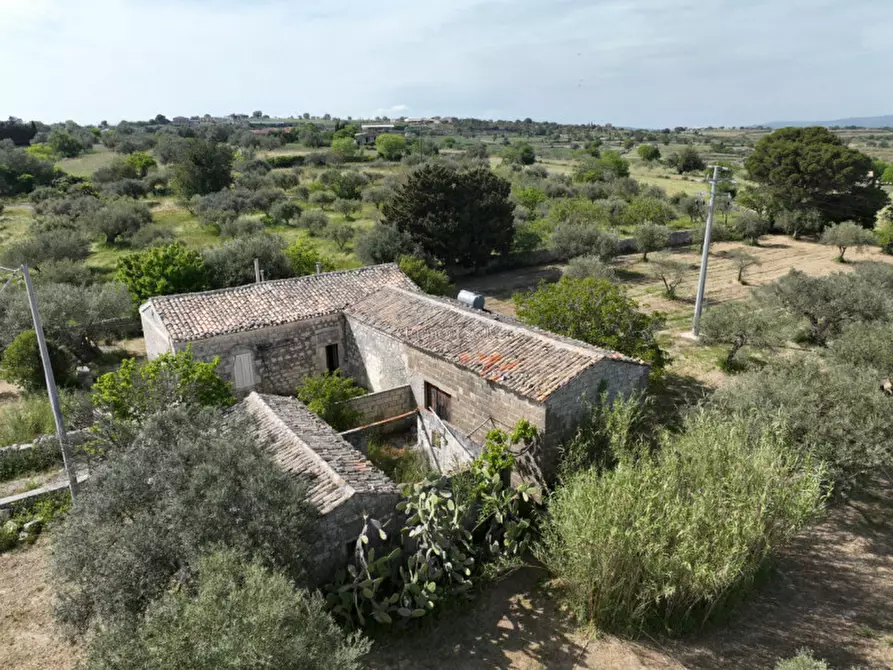Immagine 17 di Casa indipendente in vendita  a Modica