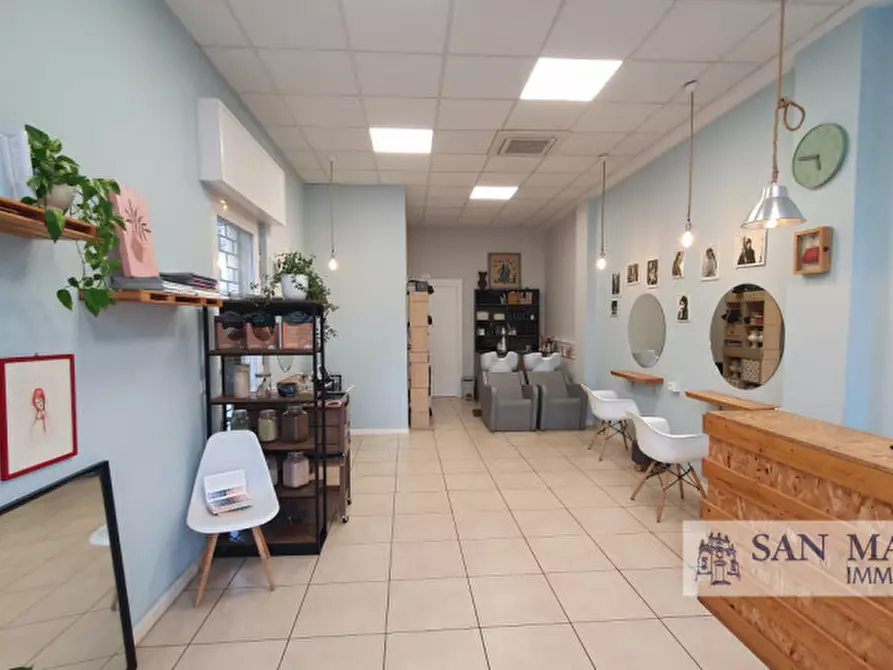 Immagine 4 di Negozio in affitto  in Viale San Lazzaro 127 a Vicenza