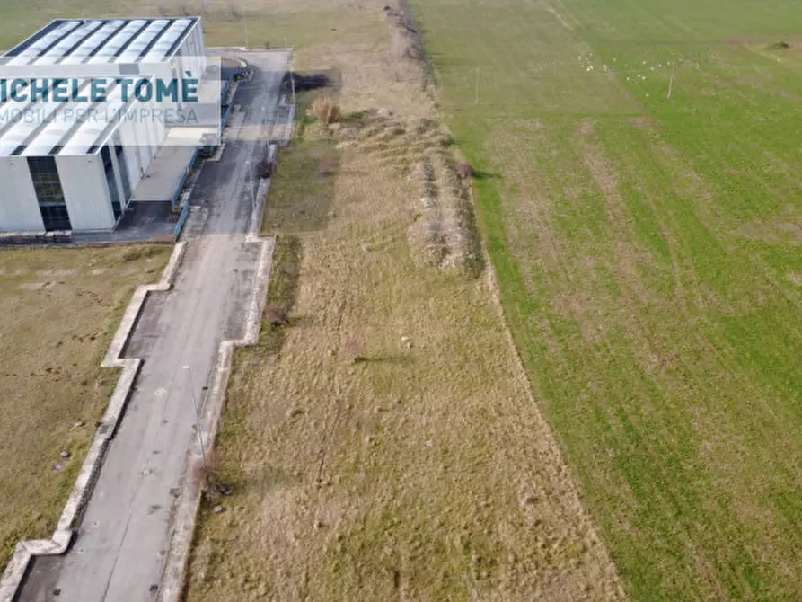 Immagine 17 di Capannone industriale in vendita  in Circumvallazione Bran a Caprino Veronese